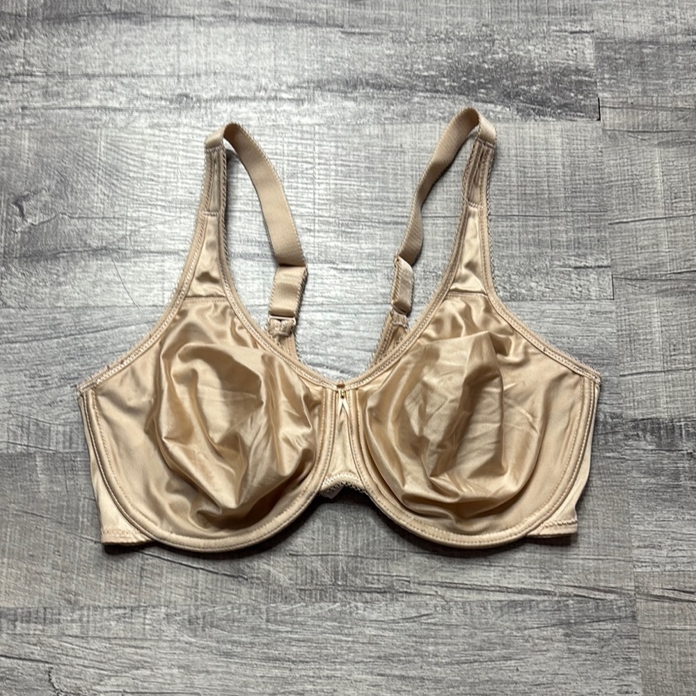Wacoal Basic Beauty Full-Figure Underwire Bra